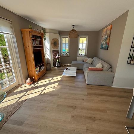 Comfortabel En Gezellig Vakantiehuis Bij Het Strand Wemeldinge Luaran gambar