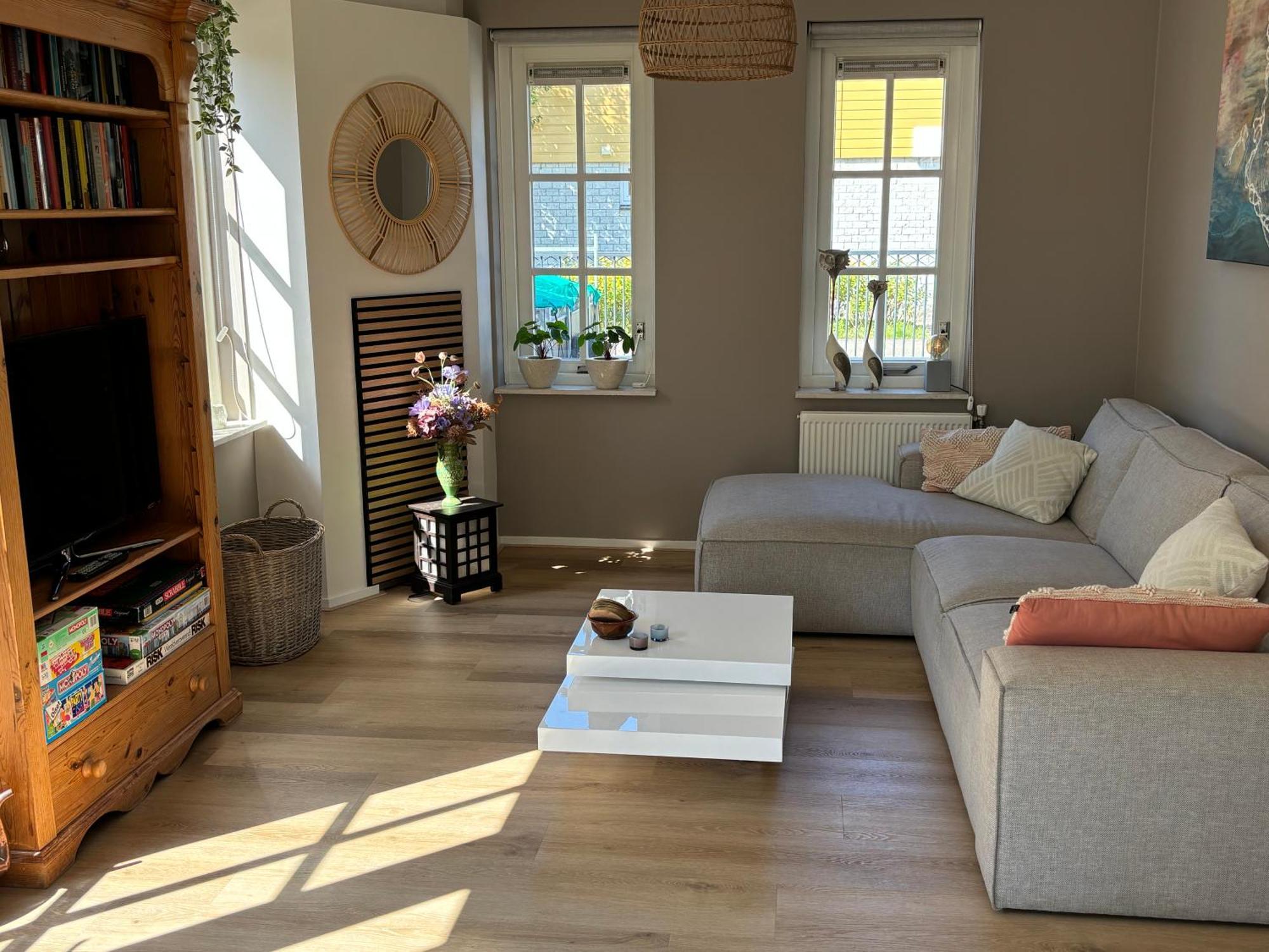 Comfortabel En Gezellig Vakantiehuis Bij Het Strand Wemeldinge Luaran gambar
